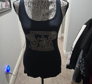Black Fitted Graphic Sleeveless Tank Top